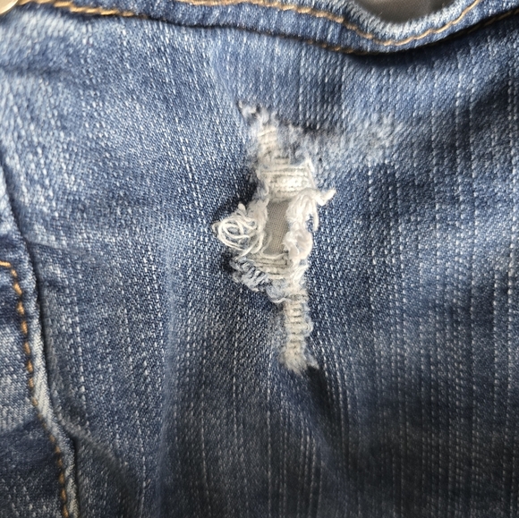 Torrid Mid Rise Vintage Stretch Flare Jeans Size 24 Short - Picture 11 of 11